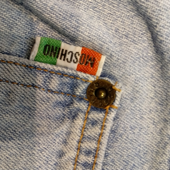 Vintage Moschino Jeans high waisted shorts - Picture 4 of 9